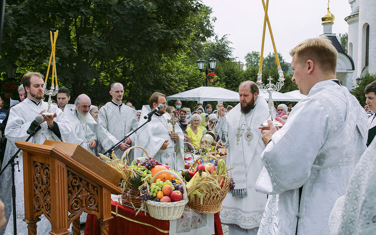 Престольный праздник Преображенского храма города Люберцы