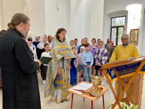 Молебен на начало учебного года в Знаменском храме села Старая Кашира