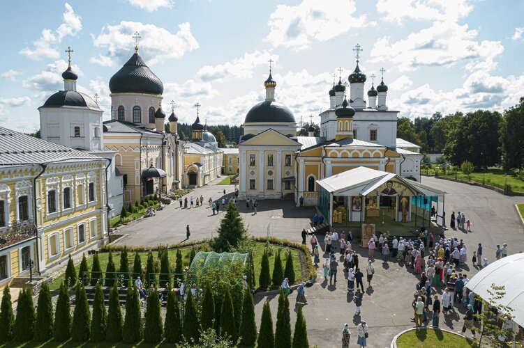 Престольный праздник Давидовой пустыни