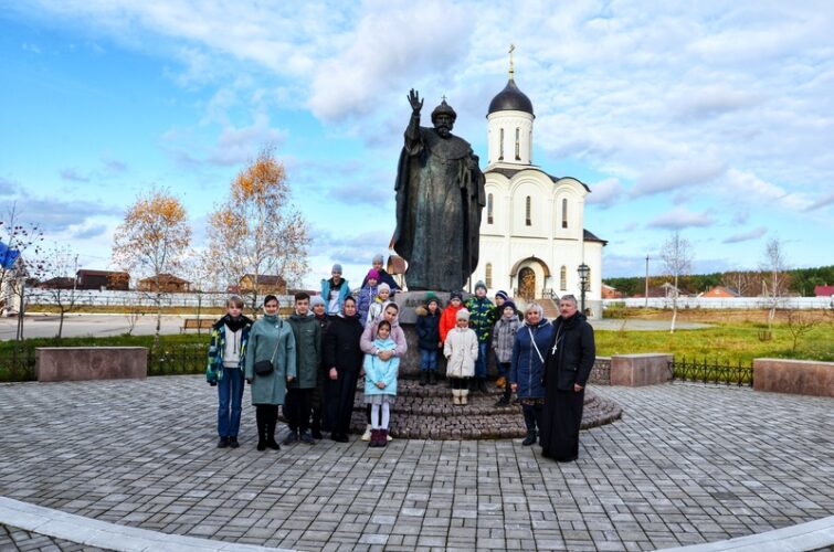 Воскресная школа Зачатьевского храма в Тихоновой пустыни