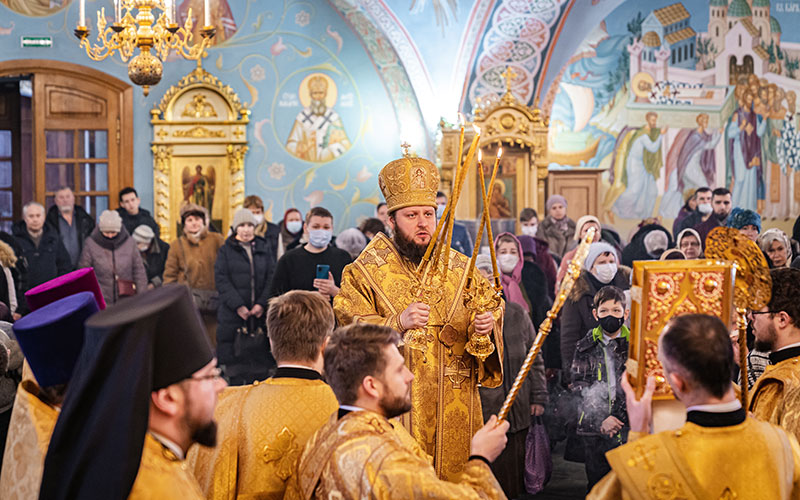 Архиерейское богослужение в Воскресенском храме города Подольска