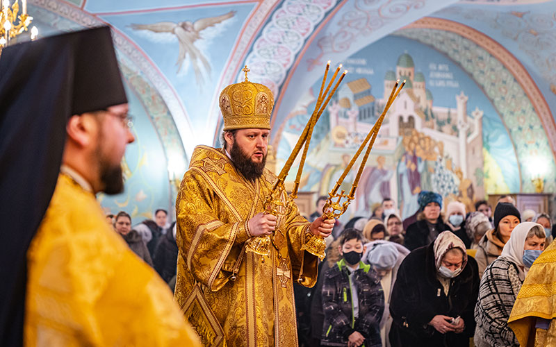 Архиерейское богослужение в Воскресенском храме города Подольска