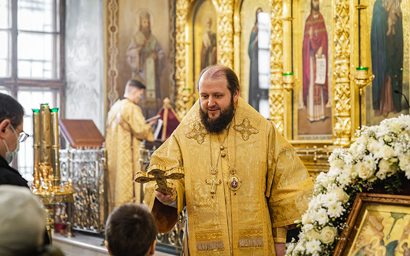 Божественная литургия в Троицком соборе Подольска