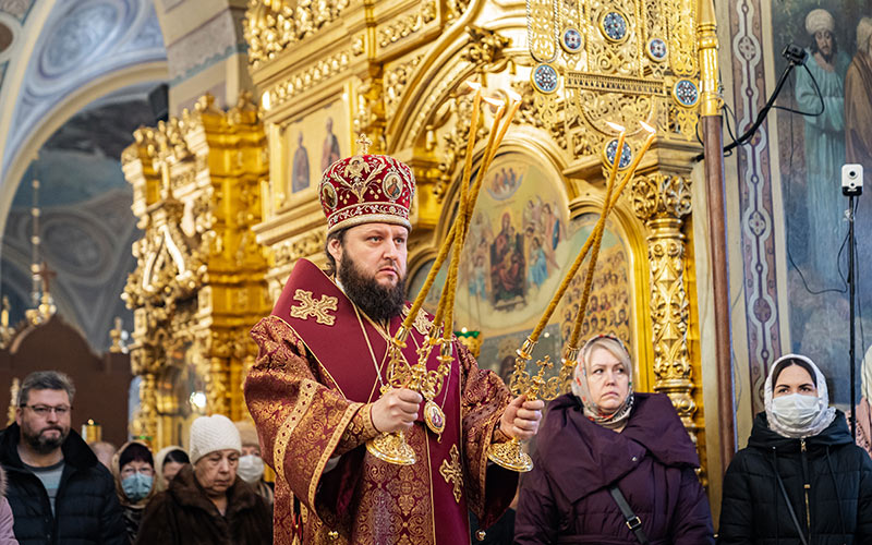 Архиерейское богослужение в Троицком кафедральном соборе Подольска