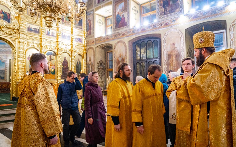 Всенощное бдение в Троицком кафедральном соборе Подольска