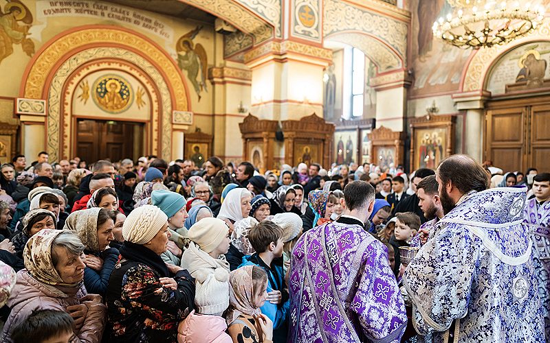 Архиерейское богослужение в Преображенском соборе города Люберцы