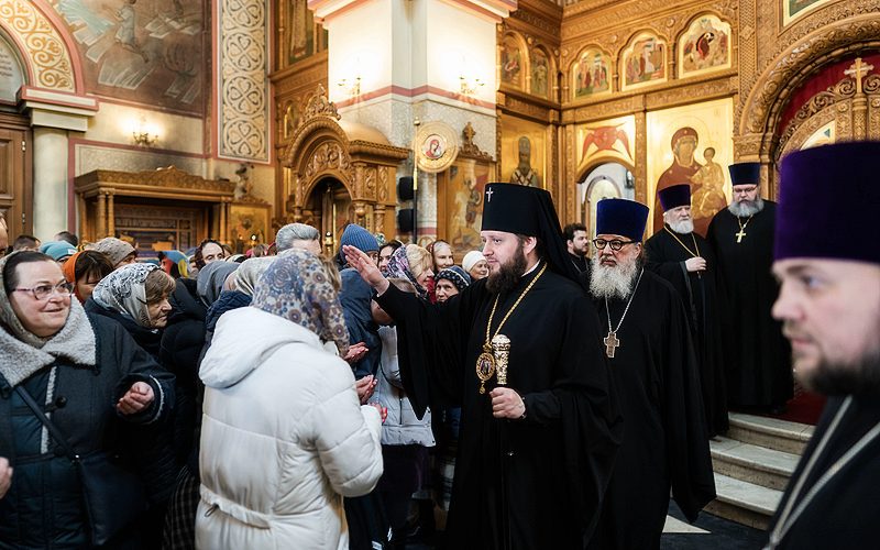 Архиерейское богослужение в Преображенском соборе города Люберцы