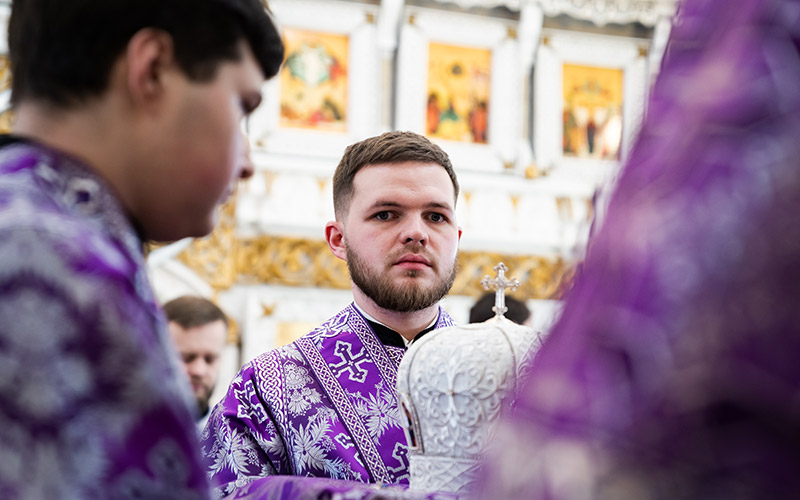 Архиерейское богослужение во Всехсвятском храме деревни Сергеевка городского округа Подольск