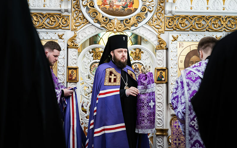 Архиерейское богослужение во Всехсвятском храме деревни Сергеевка