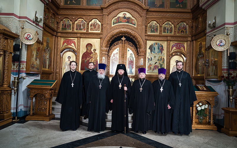 Литургия Преждеосвященных Даров в Преображенском соборе города Люберцы