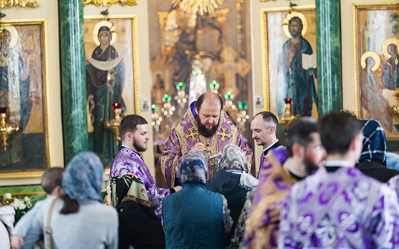 Архиерейское богослужение в Троицком храме деревни Коледино