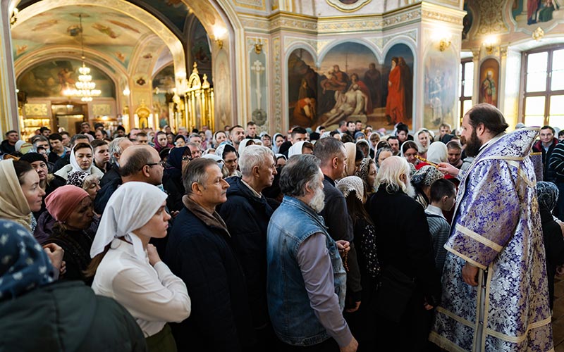 Божественная литургия в соборе Николы Белого города Серпухова