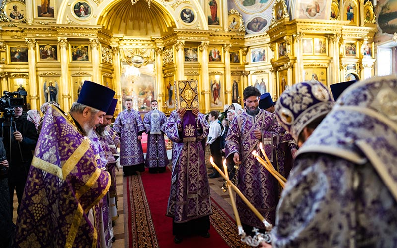 Божественная литургия в соборе Николы Белого города Серпухова