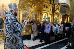 Великая Среда в Троицком кафедральном соборе Подольска