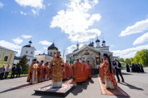 Архиерейское богослужение в Вознесенской Давидовой пустыни