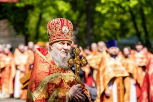 В праздник Собора новомучеников, в Бутове пострадавших, Патриарший наместник Московской митрополии возглавил Литургию на Бутовском полигоне