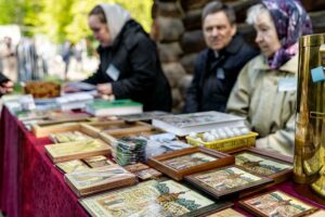 В праздник Собора новомучеников, в Бутове пострадавших, Патриарший наместник Московской митрополии возглавил Литургию на Бутовском полигоне