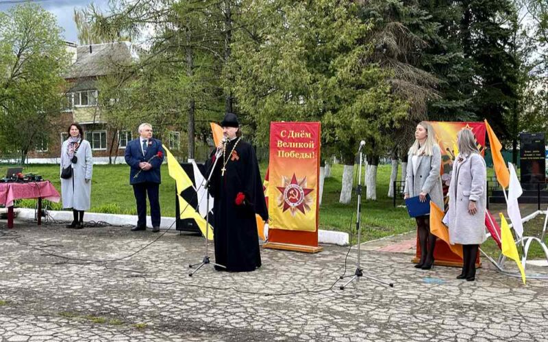 Торжественный митинг в честь Дня Победы в деревне Городище