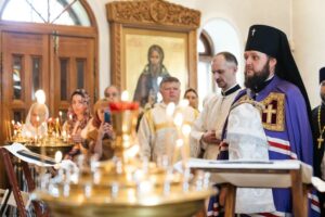 Архиерейское богослужение в храме священномученика Николая в Подольске