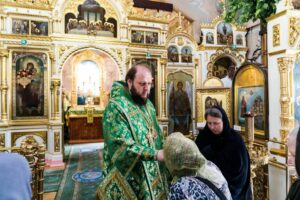 Архиерейское богослужение в Свято-Троицком храме города Люберцы