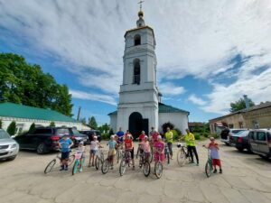 Велопаломничество по храмам Малинского благочиния