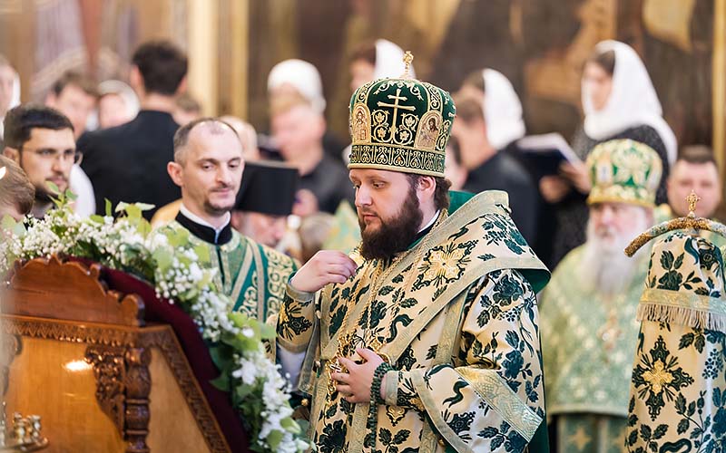 Подольск Троицкий храм богослужения