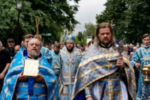 Архиерейское богослужение в Никольском храме села Бутурлино