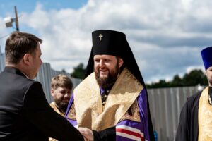 Освящение колоколов в Знаменском храме в Дубровицах