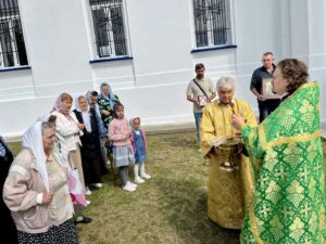 Престольный праздник в Знаменском храме села Старая Кашира