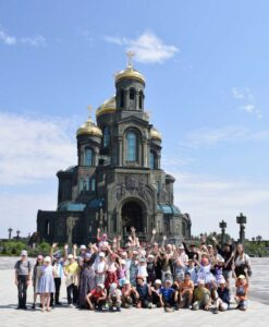 Торжественное закрытие православного семейного слёта