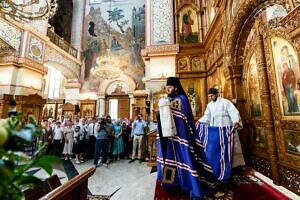 Архиерейское богослужение в Преображенском соборе города Люберцы