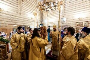 Архиерейское богослужение в Георгиевском храме Подольска