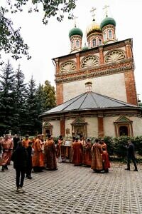 Архиерейское богослужение в храме Воскресения Словущего села Колычёво 26 09 2022