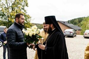 Архиерейское богослужение в Преображенском храме села Спас-Темня