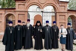 Архиерейское богослужение в Преображенском храме села Спас-Темня