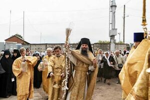 Архиепископ Аксий, Архиерейское богослужение во Введенском Владычнем женском монастыре