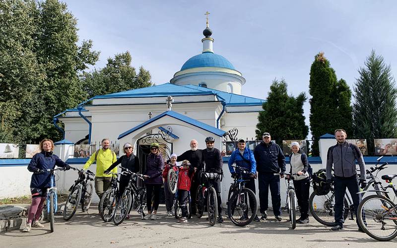 Велопробег жителей Ленинского округа в День трезвости