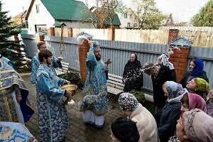 Архиерейское богослужение в Иверском храме села Растуново