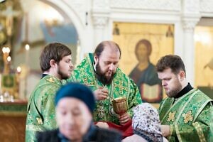 Архиерейское богослужение в честь престольного праздника в Иосифо-Волоцком храме посёлка Развилка