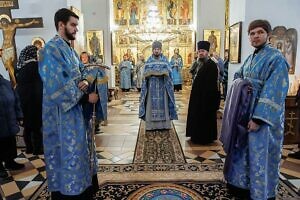 Архиерейское богослужение в храме иконы Божией Матери «Скоропослушница» в деревне Чурилково