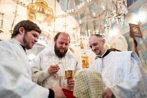 Архиерейское богослужение в Михаило-Архангельском храме города Пущино