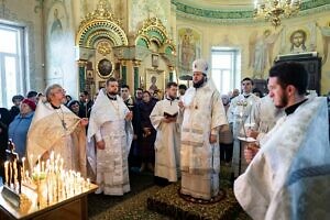 Архиерейское богослужение в Троицком храме села Коледино