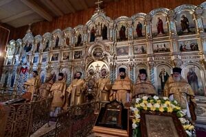 Архиерейское богослужение в Петропавловском храме посёлка Малаховка