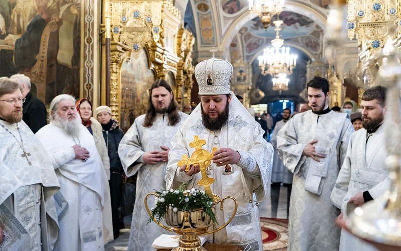 Божественная литургия в Троицком кафедральном соборе Подольска в Навечерие Богоявления