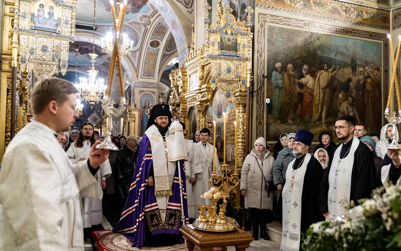 Всенощное бдение накануне праздника Крещения Господня