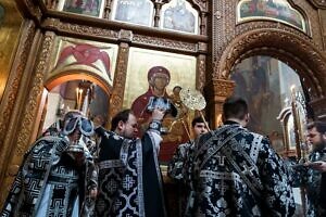 Литургия Преждеосвященных Даров в Преображенском соборе города Люберцы