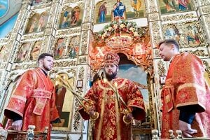 Архиерейское богослужение в Богородицерождественском храме села Иван-Теремец городского округа Ступино