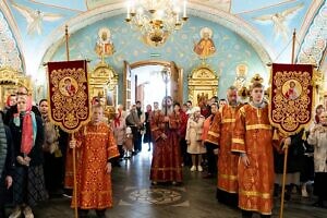 Архиерейское богослужение в Воскресенском храме Подольска 23 04 2023