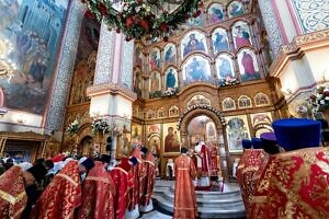 Божественная литургия в Преображенском соборе города Люберцы