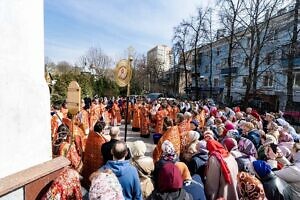 Божественная литургия в Преображенском соборе города Люберцы